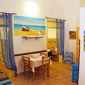 Gasthuis 2000, Terrasini
